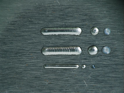 <a href='http://www.jamosaic.com/product/3.htm' class='text_a'>模具激光焊機</a>修復鏡面模具效果